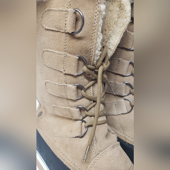 Northside Boots, Size 10 - Picture 5 of 14